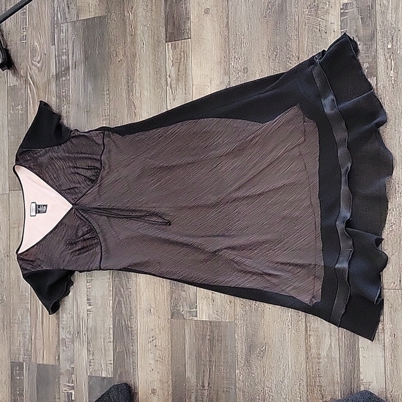 Believe petite Dress - Picture 1 of 6